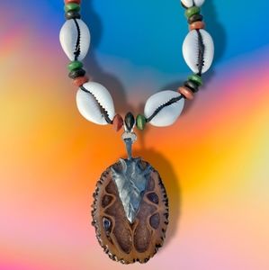 Arrowhead Walnut/Seashell Necklace